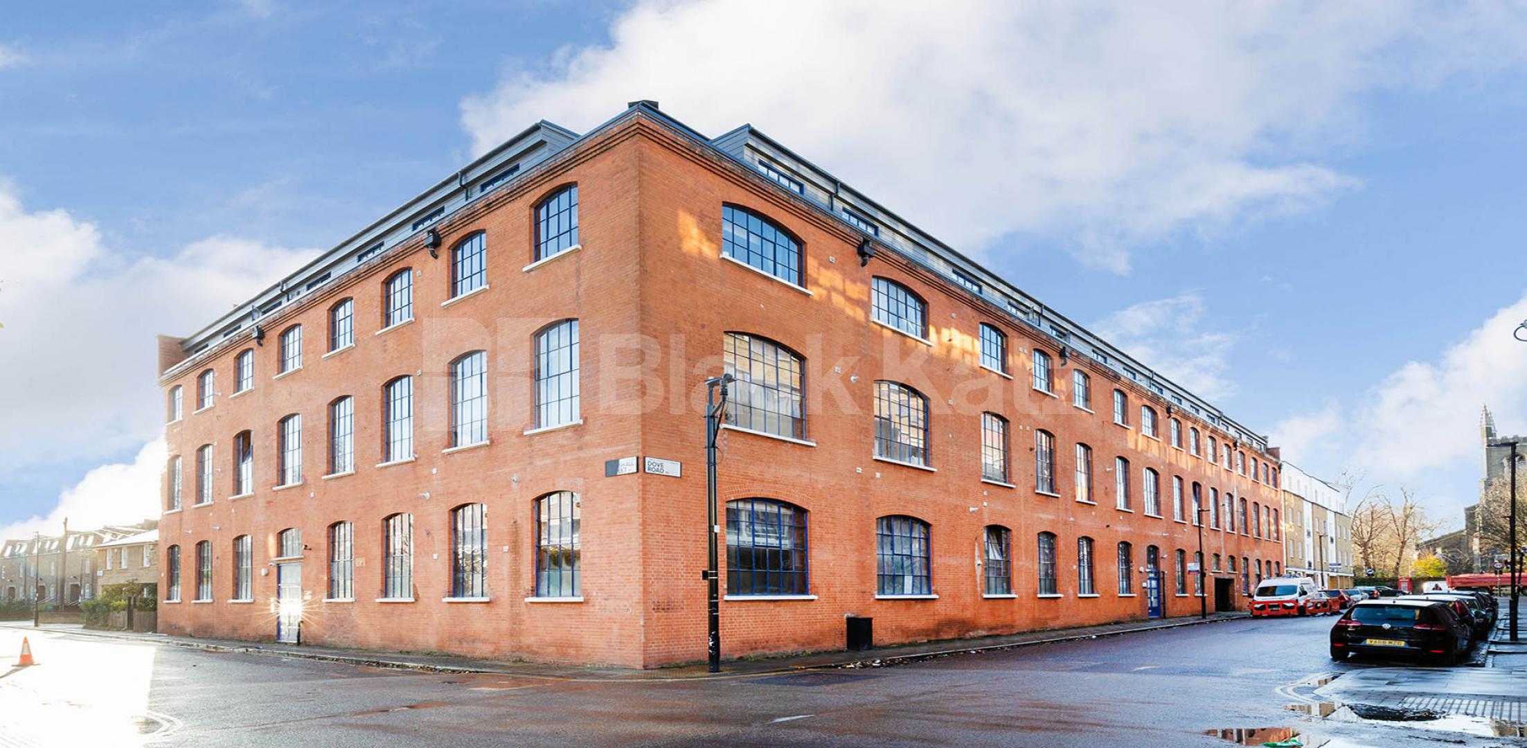 			VIRTUAL TOUR AVAILABLE!, 1 Bedroom, 1 bath, 1 reception Apartment			 Dove Road, CANONBURY-ISLINGTON